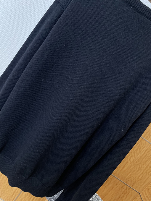 グッチコピー レタージャカードクルーネックニットセーター