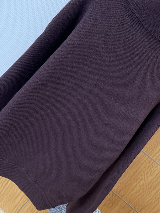 ボッテガヴェネタ Vネックニットセーター