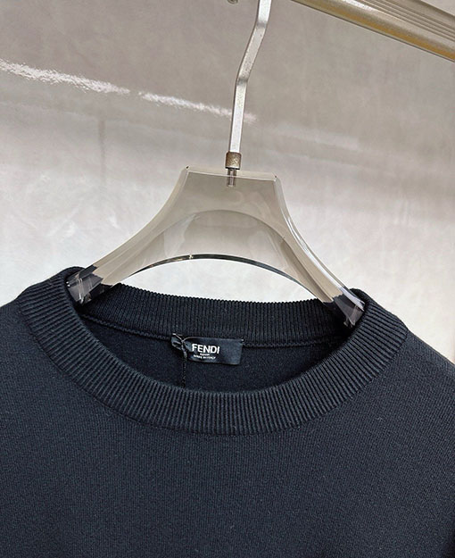 フェンディ 新しいメンズカジュアルニットセーター