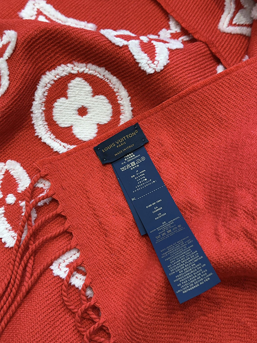 ルイヴィトンスーパーコピー 3D Monogram 新しいスカーフ