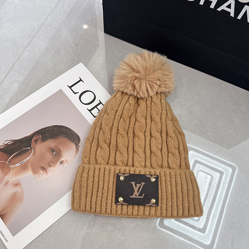 ルイヴィトン 新作ポンポンニット帽