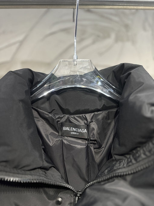 バレンシアガスーパーコピー Balenciaga スキーシリーズ 3M 反射プリント ダウンジャケット