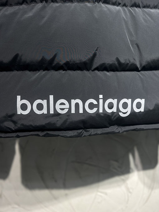 バレンシアガスーパーコピー Balenciaga スキーシリーズ 3M 反射プリント ダウンジャケット