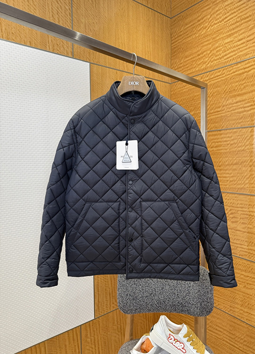 モンクレール ダイヤモンド柄スタンドカラーコットンコート