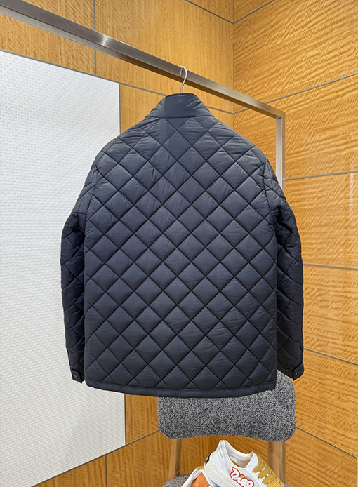 モンクレール ダイヤモンド柄スタンドカラーコットンコート