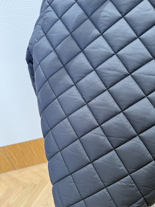 モンクレール ダイヤモンド柄スタンドカラーコットンコート