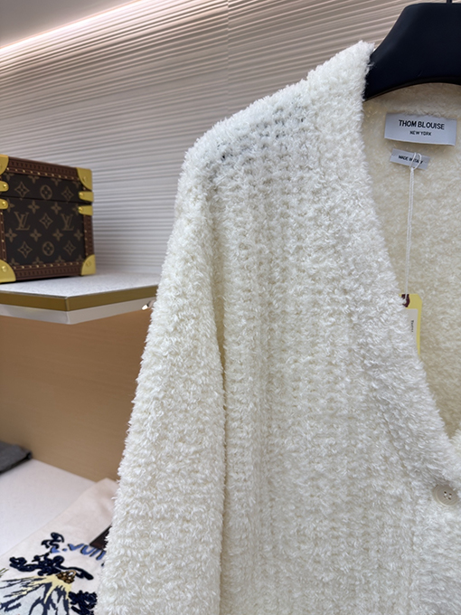 トムブラウン Vネックカーディガン