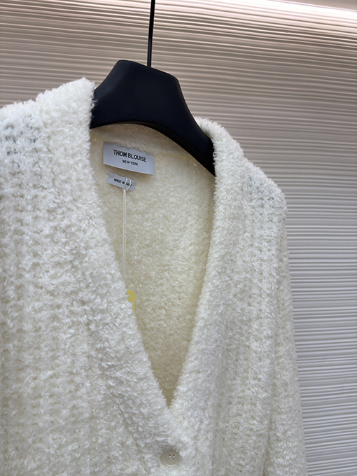 トムブラウン Vネックカーディガン