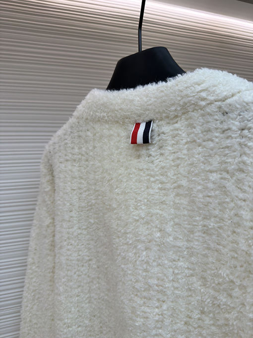 トムブラウン Vネックカーディガン