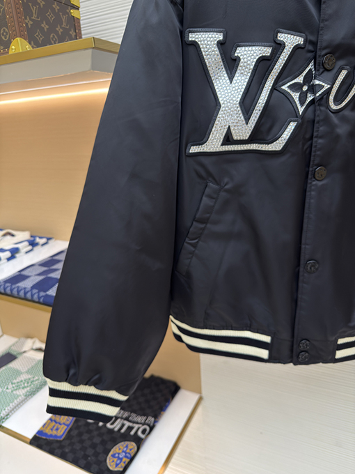 ルイヴィトン カラーダイヤモンドパッチコットンパディングジャケット