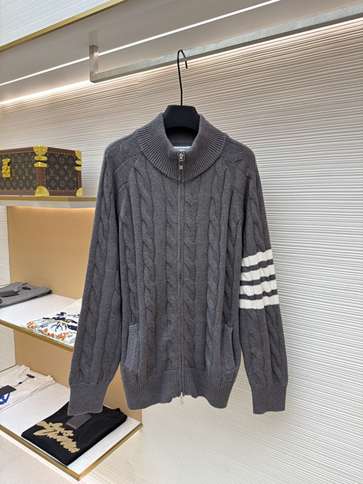 トムブラウンコピー ケーブルニットジャカードジッパーセーター