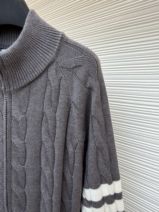 トムブラウンコピー ケーブルニットジャカードジッパーセーター