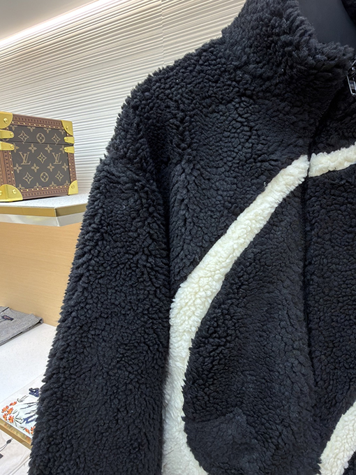 バレンシアガ Balenciaga スキーシリーズ ラムウール スタンドカラーコート