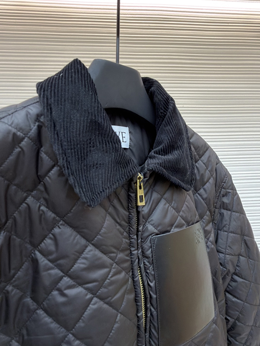 ロエベ ダイヤモンド柄シープスキンダウンジャケット