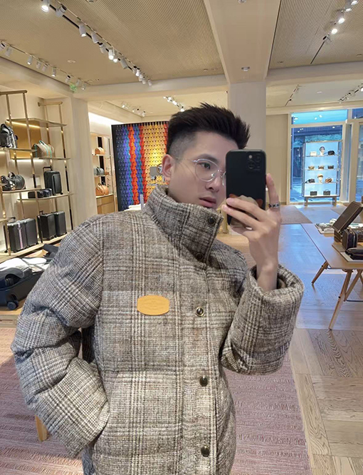 ルイヴィトンスーパーコピー レザーラベルチェック柄ダウンジャケット