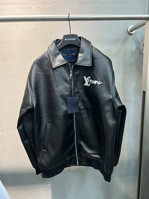 ルイヴィトンコピー 新しいレザージャケット