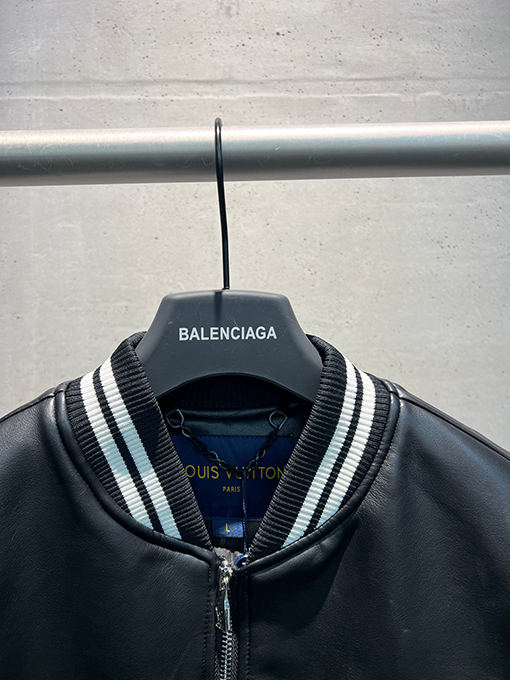 ルイヴィトン 新しい刺繍レザージャケット