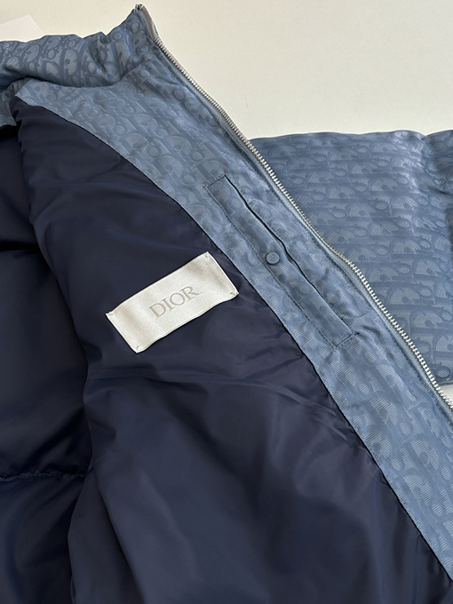 ディオールスーパーコピー 新作オールオーバープリントスタンドカラージップアップジャケット