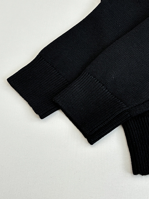 ヴェルサーチ メデューサロゴクルーネックニットセーター