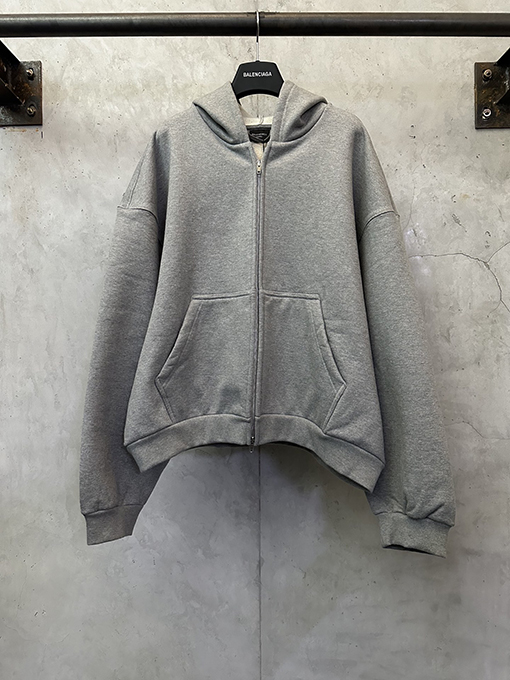 バレンシアガコピー Balenciaga ランウェイ ダブルリング刺繍フードジャケット