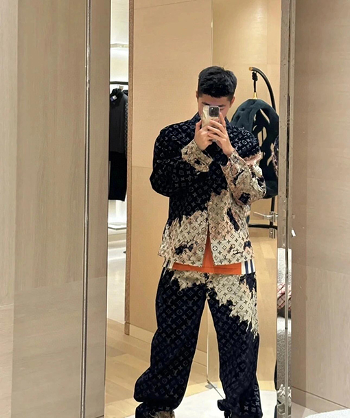 ルイヴィトンスーパーコピー フロックの雲型デニムパンツ