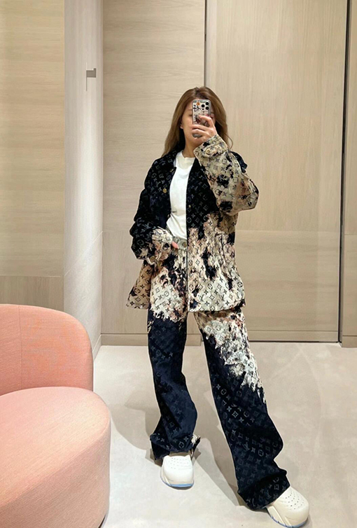 ルイヴィトンスーパーコピー フロックの雲型デニムパンツ