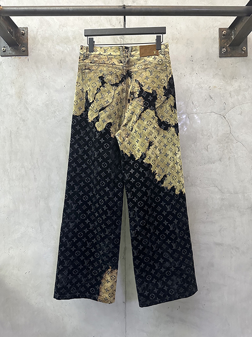 ルイヴィトンスーパーコピー フロックの雲型デニムパンツ