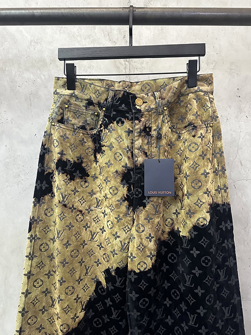 ルイヴィトンスーパーコピー フロックの雲型デニムパンツ