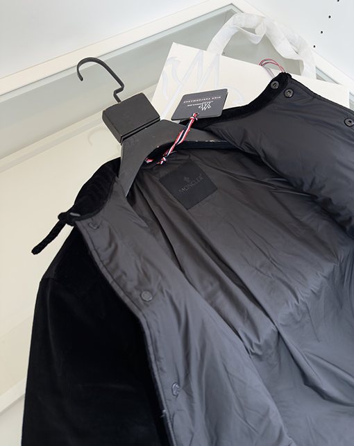 モンクレール コーデュロイダウンジャケット