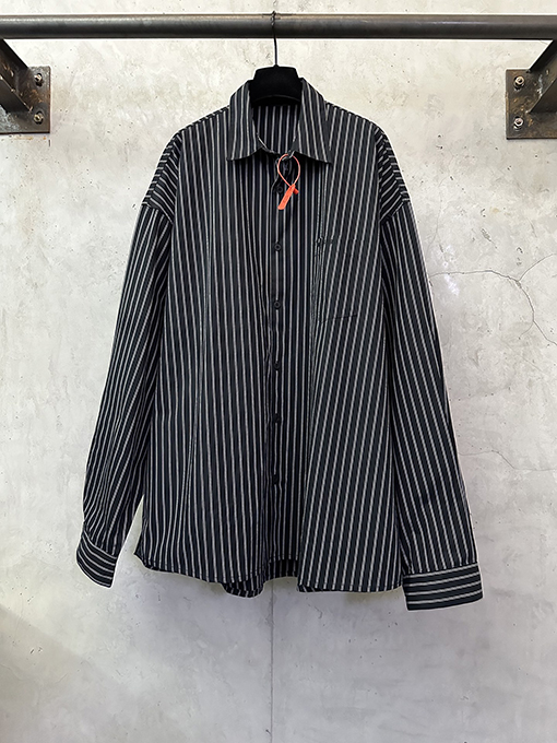 バレンシアガ Balenciaga 刺繍入りダブルレイヤー長袖シャツ