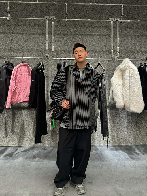 バレンシアガ Balenciaga 刺繍入りダブルレイヤー長袖シャツ