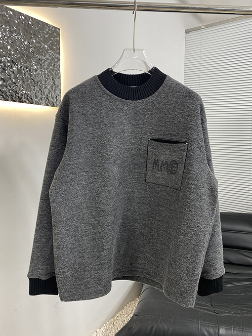 マルタンマルジェラ MM6 フリース裏地のスウェットシャツ