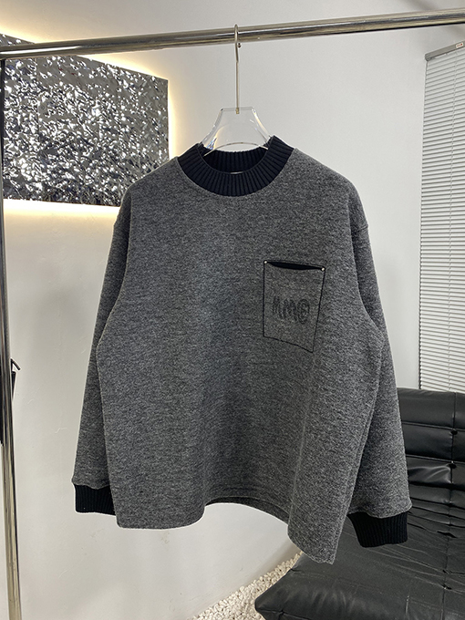 マルタンマルジェラ MM6 フリース裏地のスウェットシャツ