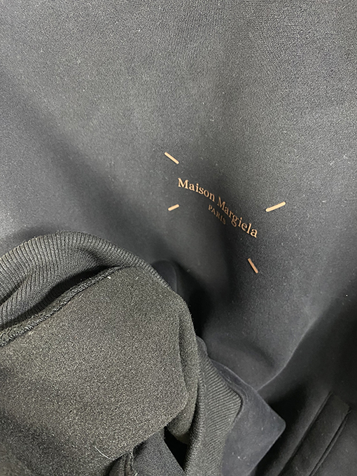 アクネストゥディオズ Acne Studios 新しいフリース裏地のフード付きスウェットシャツ