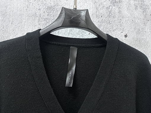 クロムハーツスーパーコピー ヒョウ柄レザーラベルパッチニットセーター