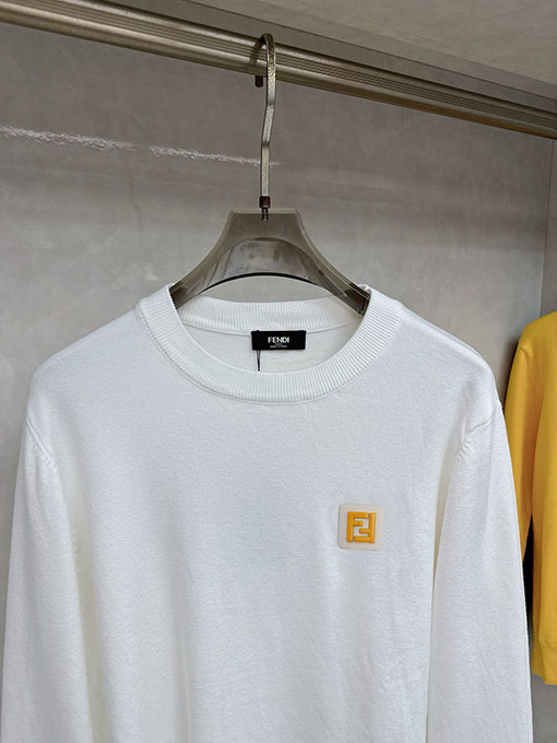 フェンディ ルメンズカジュアルプルオーバーニットセーター