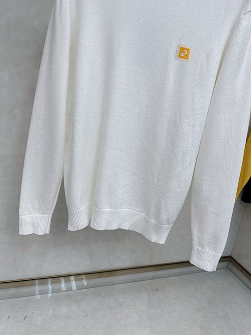 フェンディ ルメンズカジュアルプルオーバーニットセーター