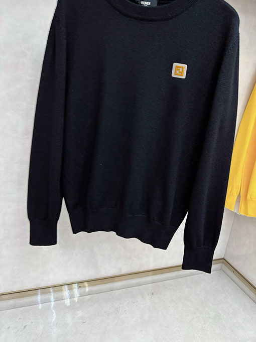 フェンディ ルメンズカジュアルプルオーバーニットセーター