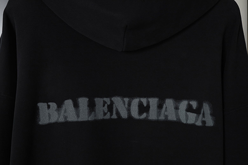 バレンシアガ Balenciaga プリント文字のダメージパーカー
