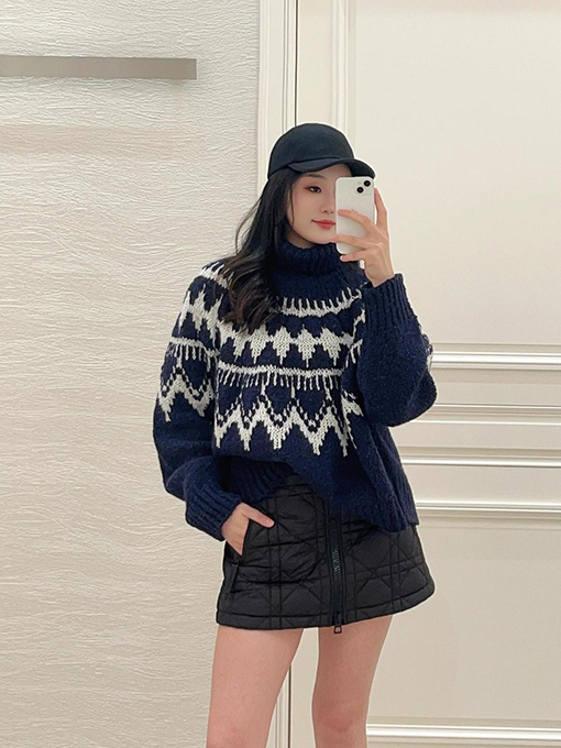 ディオール ジャカードタートルネックセーター