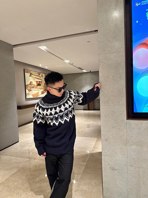 ディオール ジャカードタートルネックセーター