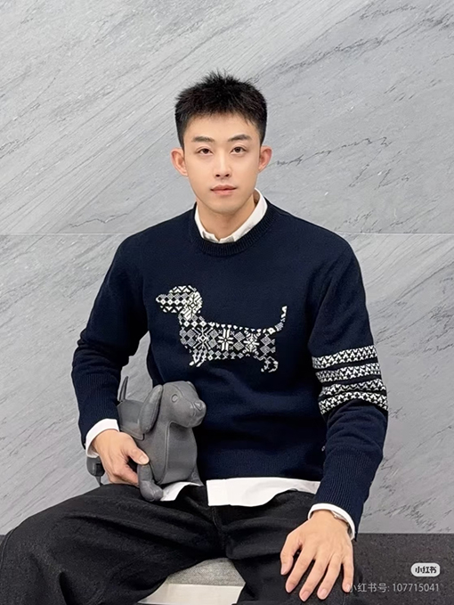 トムブラウン スノーフレークドッグウールクルーネックセーター