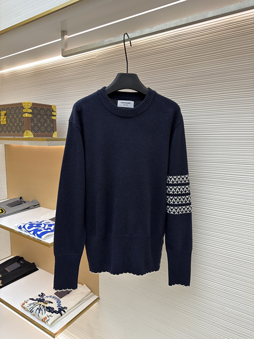 トムブラウンスーパーコピー スノーフレークドッグウールクルーネックセーター