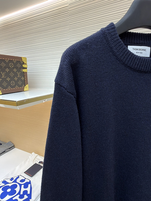 トムブラウンスーパーコピー スノーフレークドッグウールクルーネックセーター