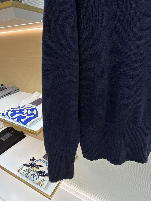 トムブラウンスーパーコピー スノーフレークドッグウールクルーネックセーター