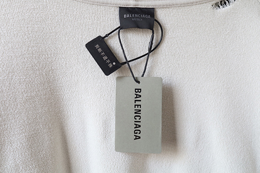 バレンシアガ Balenciaga クラシックなレターテーププリントのウォッシュとダメージをしたジップアップパーカー