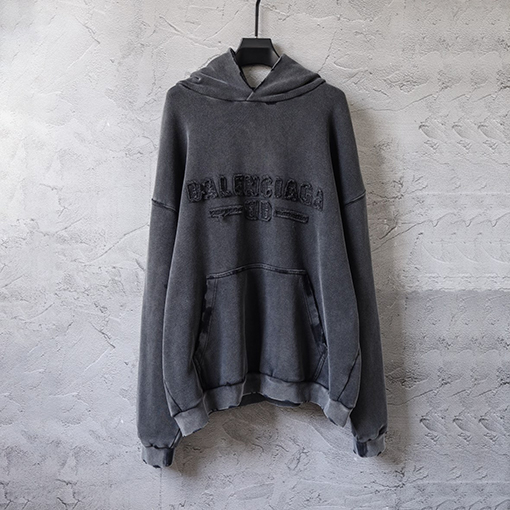 バレンシアガコピー Balenciaga レターウォッシュのダメージフード付きスウェットシャツ