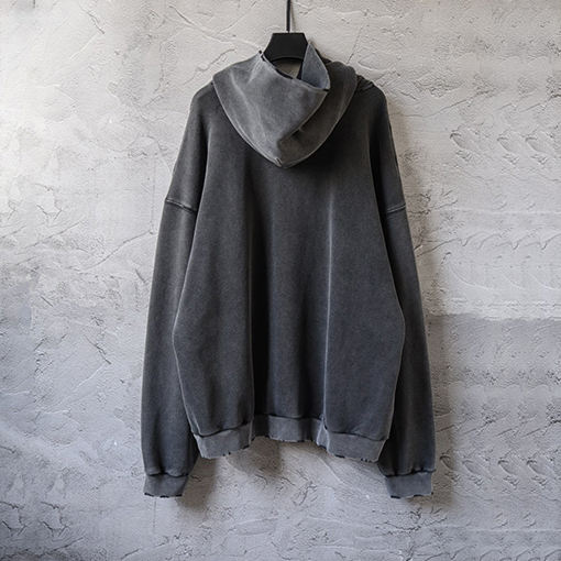 バレンシアガコピー Balenciaga レターウォッシュのダメージフード付きスウェットシャツ