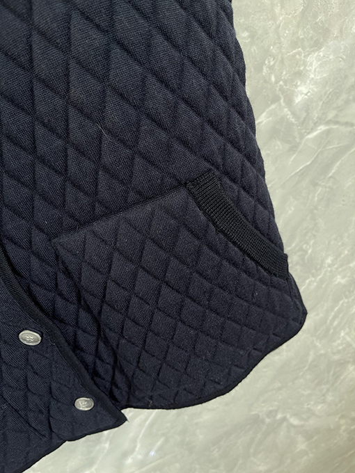 トムブラウンコピー 新しいダイヤモンド柄ウールカーディガンベスト