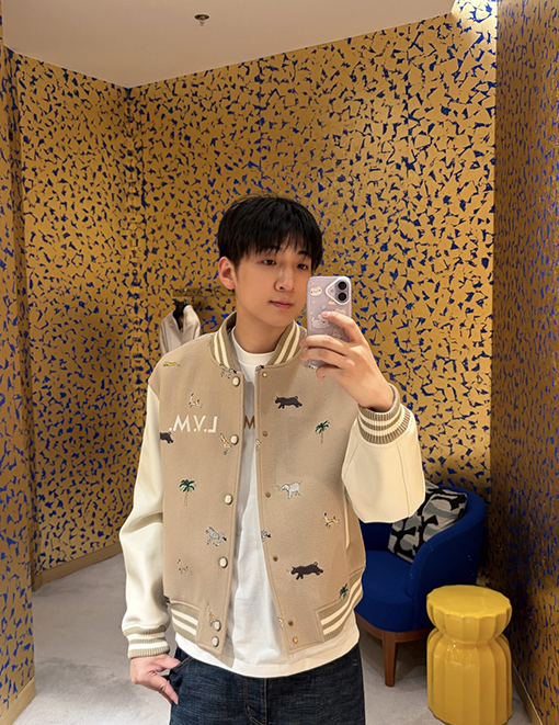 ルイヴィトン 動物の刺繍のベースボールジャケット